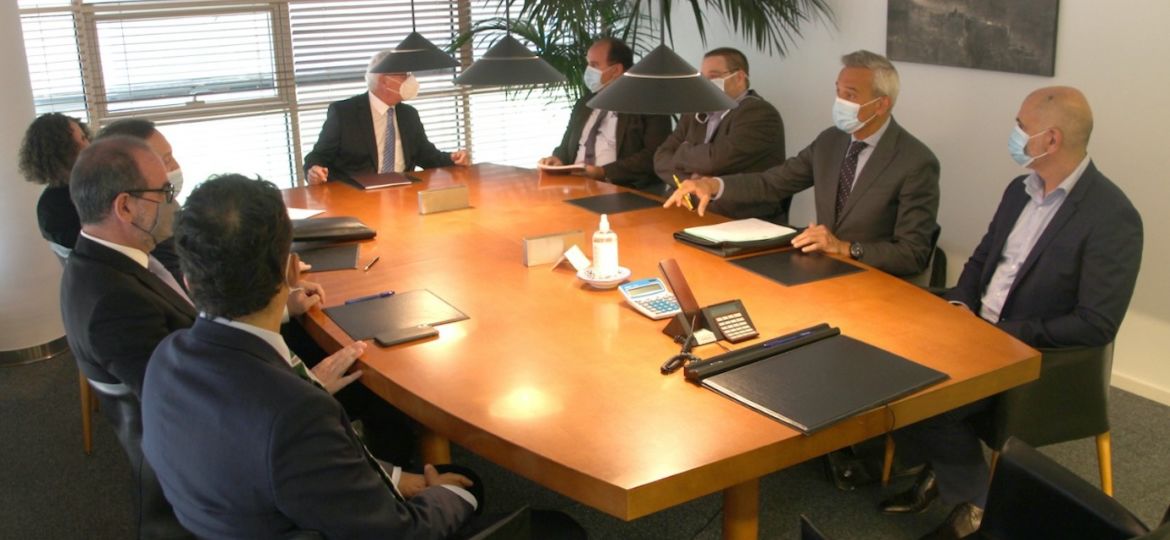 b12e81cb-cf77-45a5-8864-87dfd32ed0c6